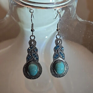 Bohemian Turquoise Alloy Dangle Earrings Elongated Teardrop Shape Outer Braiding